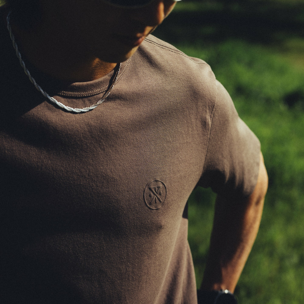 Roark Mathis Active Short Sleeve Tee in Faded Brown - Men|Run / Active