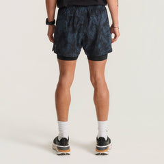 Roark Bommer 3.5" Shorts in Navy Tie Dye - Men|Run / Active