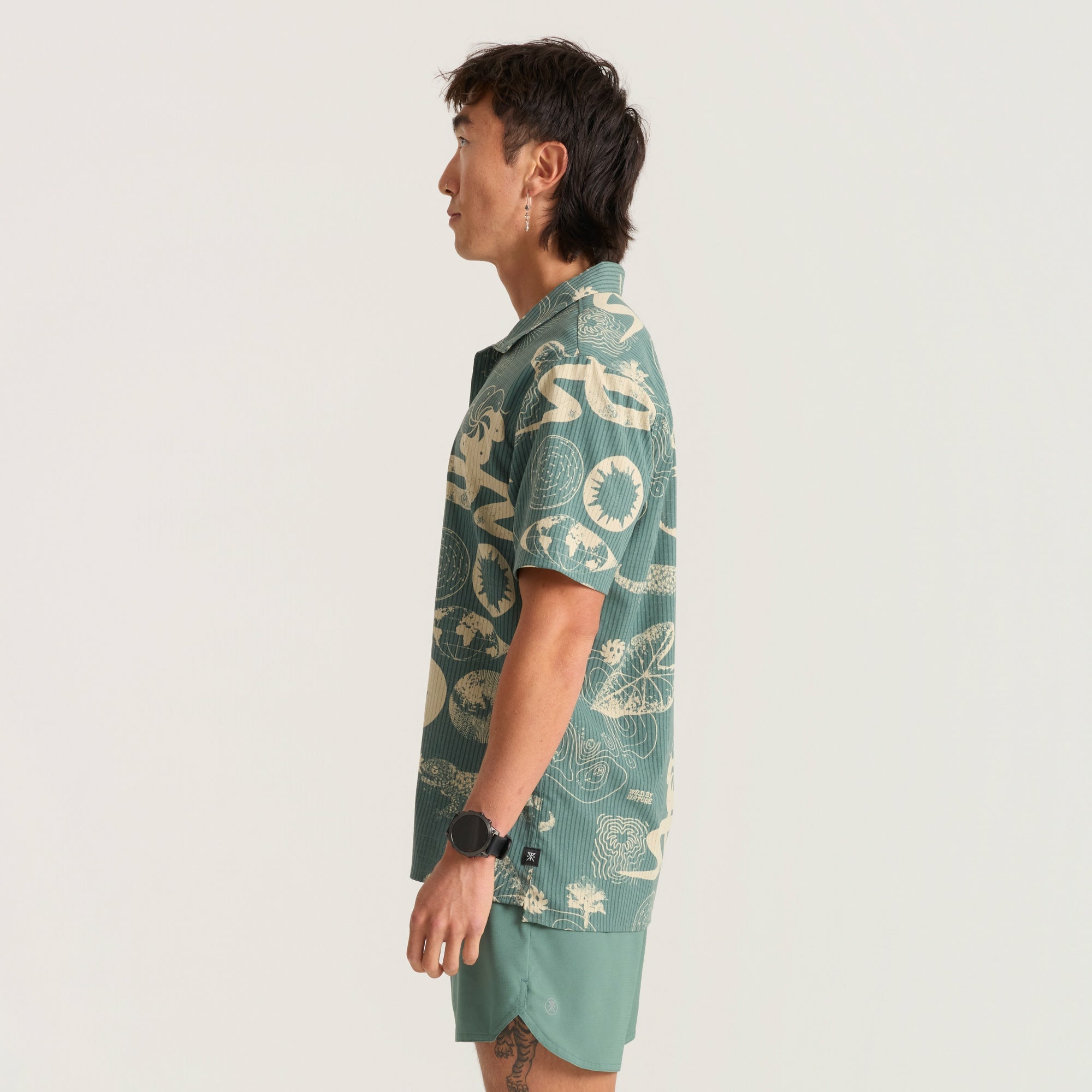 Roark Bless Up Trail Button Up Shirt in Slate Green/Tan - Men|Run / Active