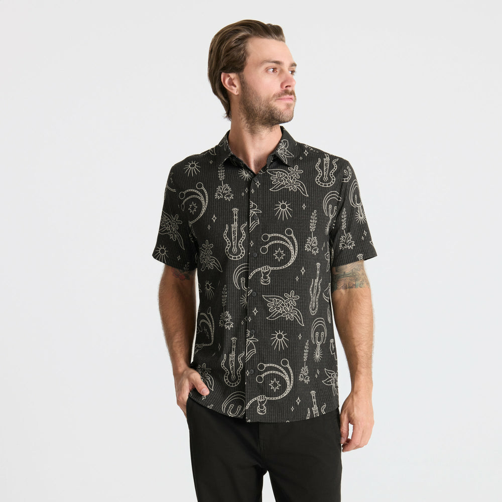 Roark Bless Up Breathable Stretch Shirt in Black - Men