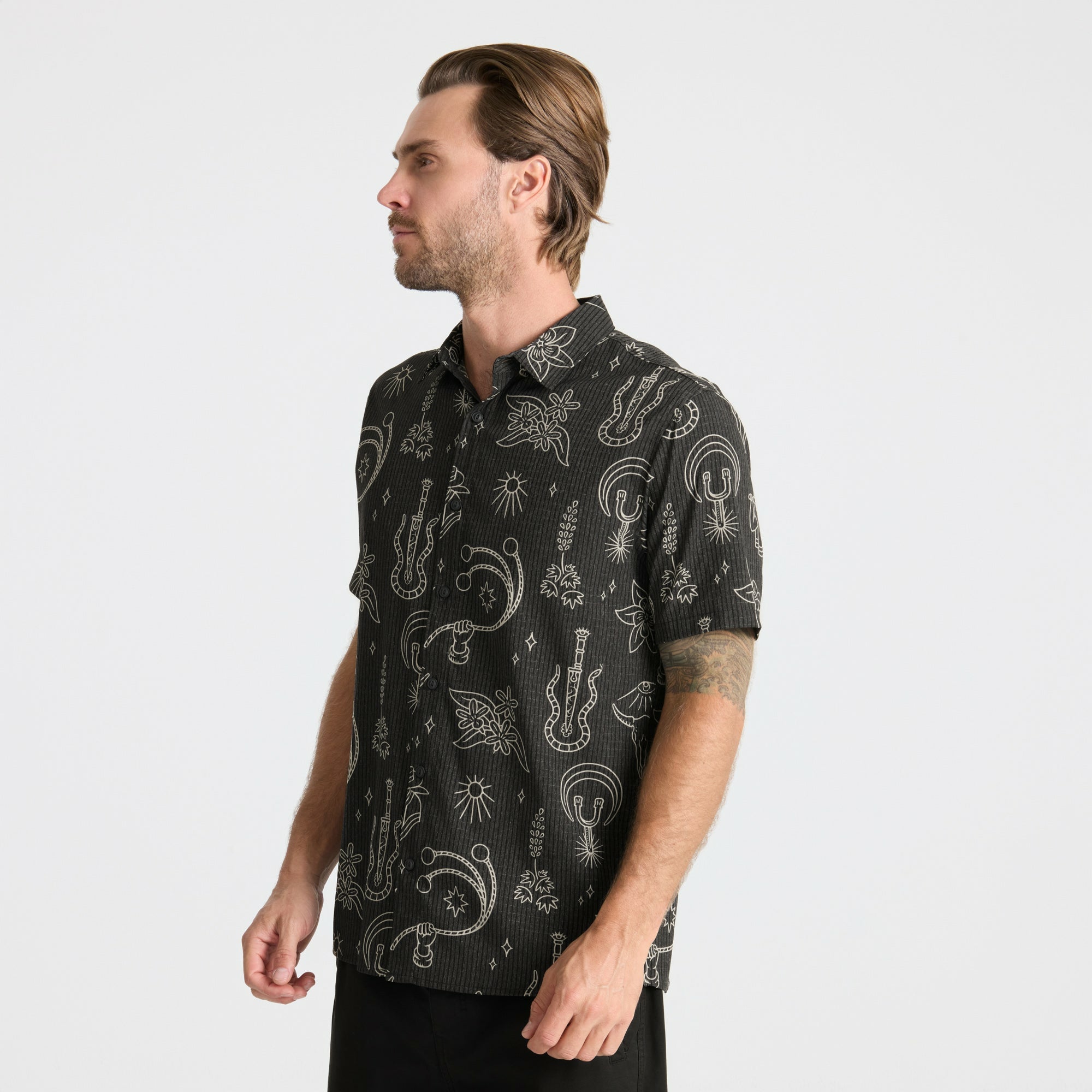 Roark Bless Up Breathable Stretch Shirt in Black - Men