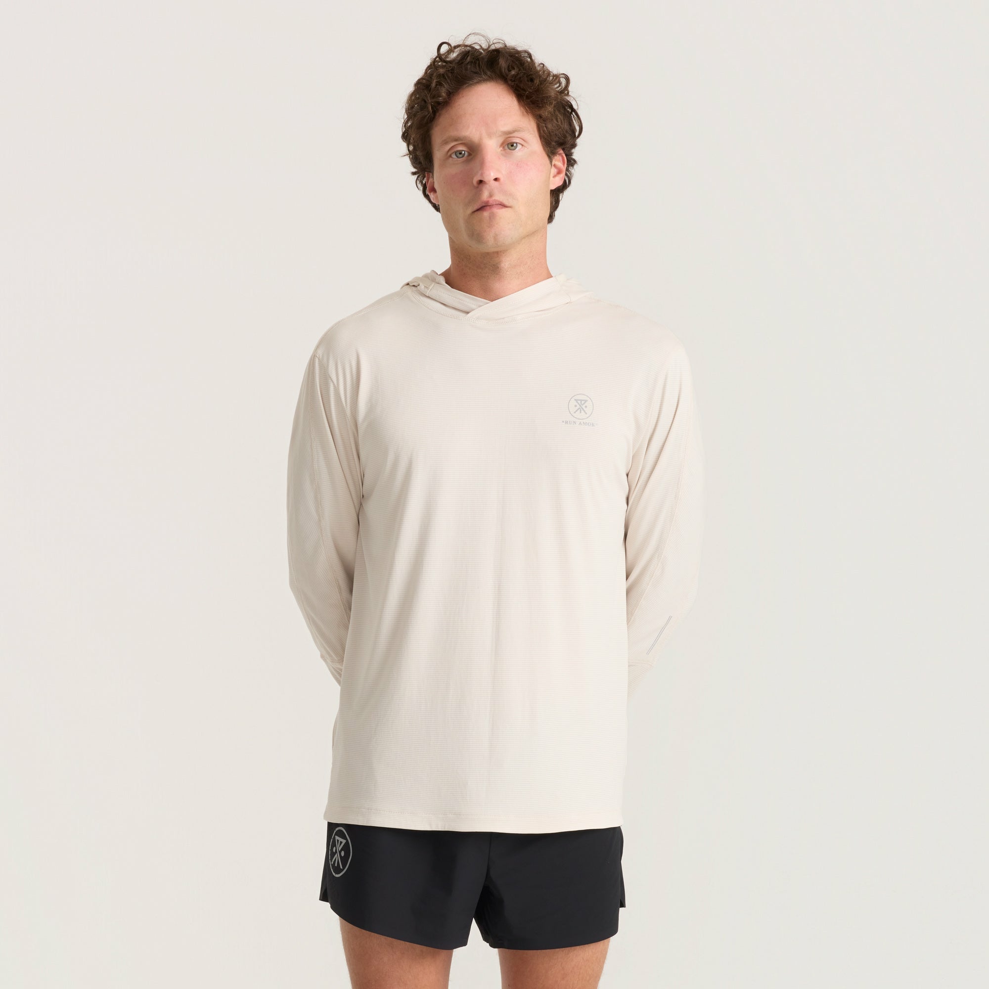 Roark Alta Elite Trail Hood in Moonstone - Men|Run / Active