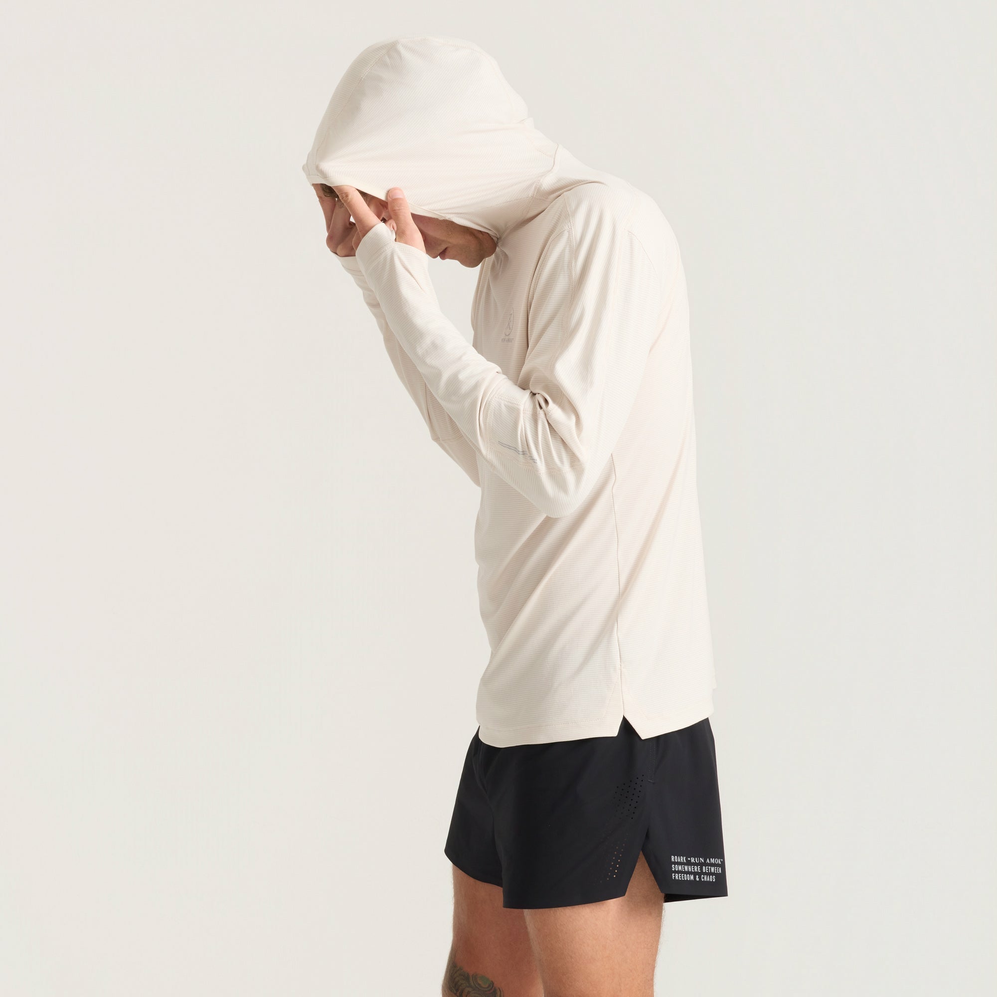 Roark Alta Elite Trail Hood in Moonstone - Men|Run / Active