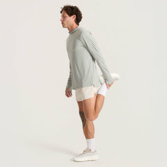 Roark Alta Elite Trail Hood in Grey - Men|Run / Active