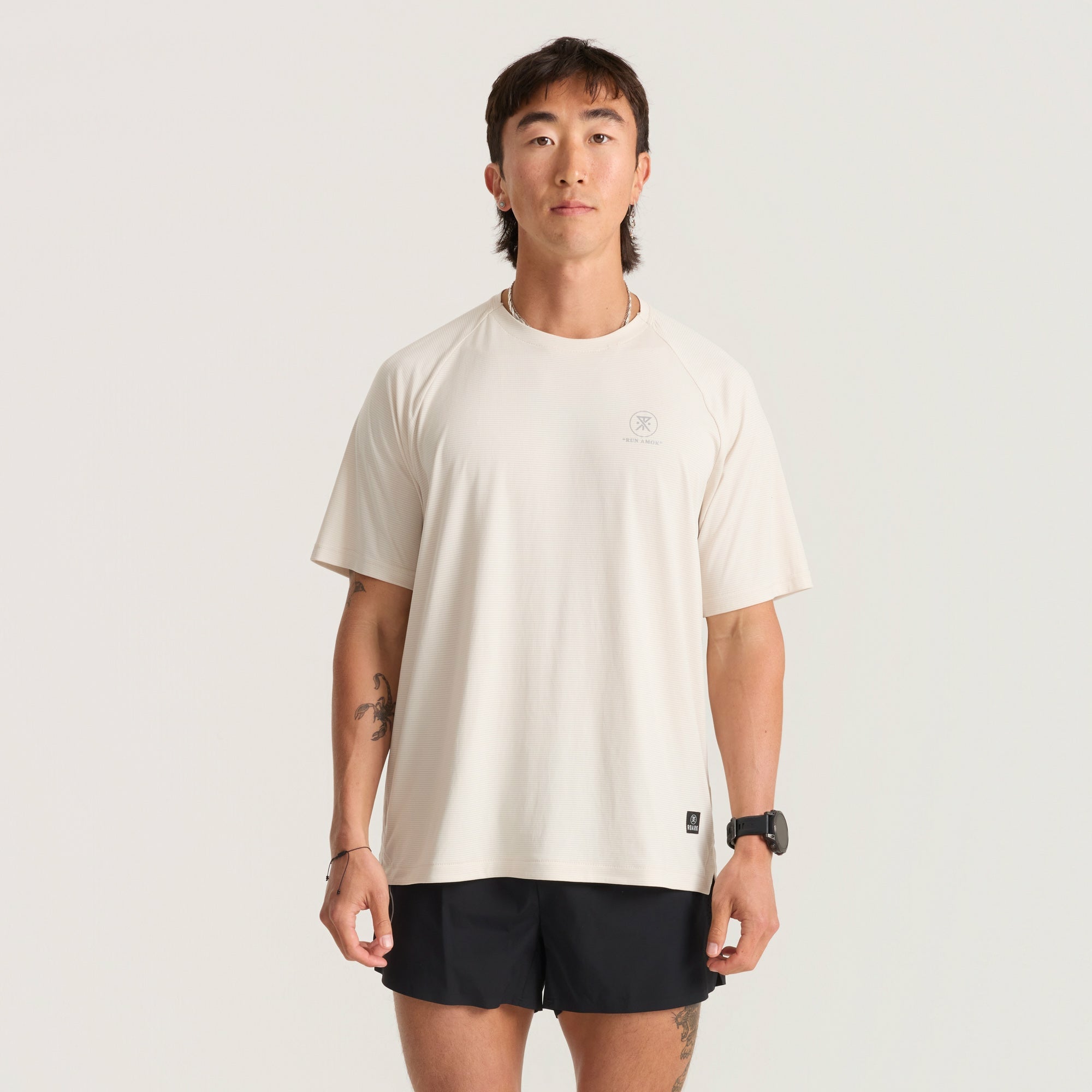 Roark Alta Elite Trail Short Sleeve Tee in Moonstone - Men|Run / Active