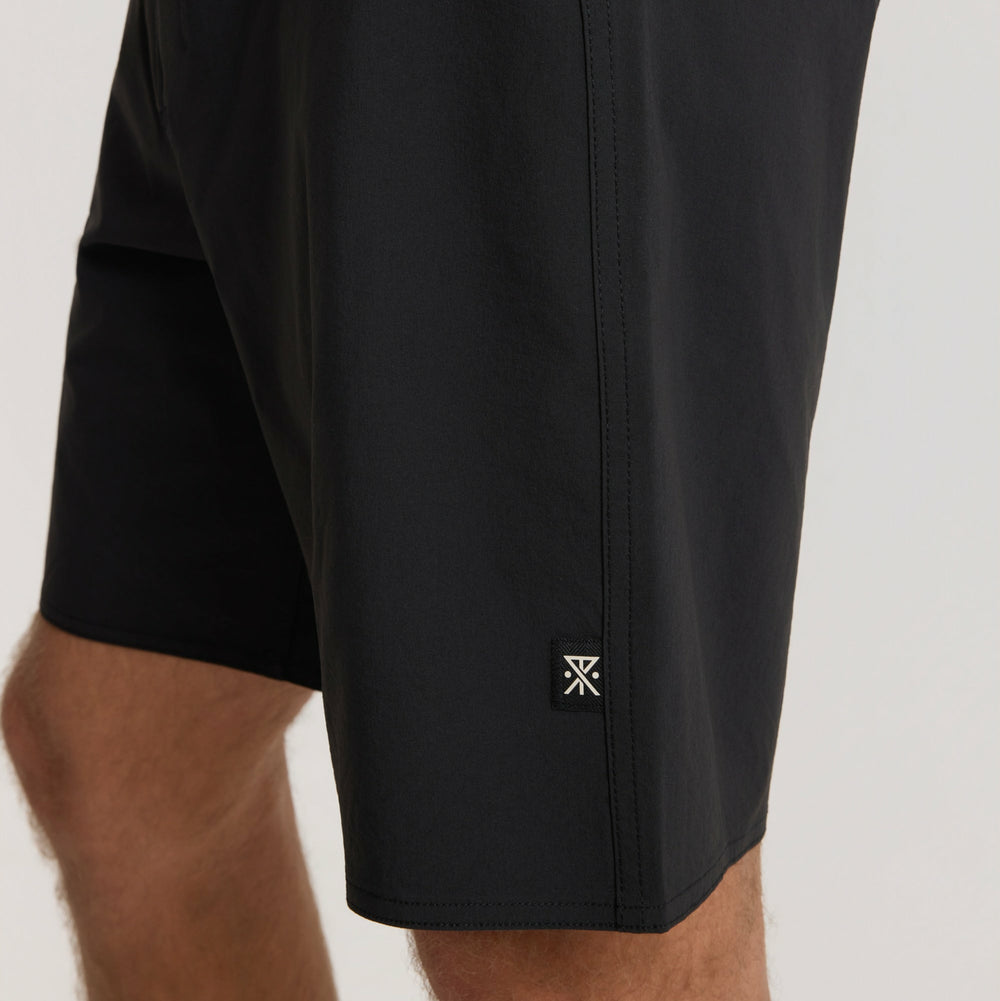 Roark Passage Pro Boardshorts in Black - Men