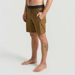 Roark Venture Hybrid Trunk in Otter - Men
