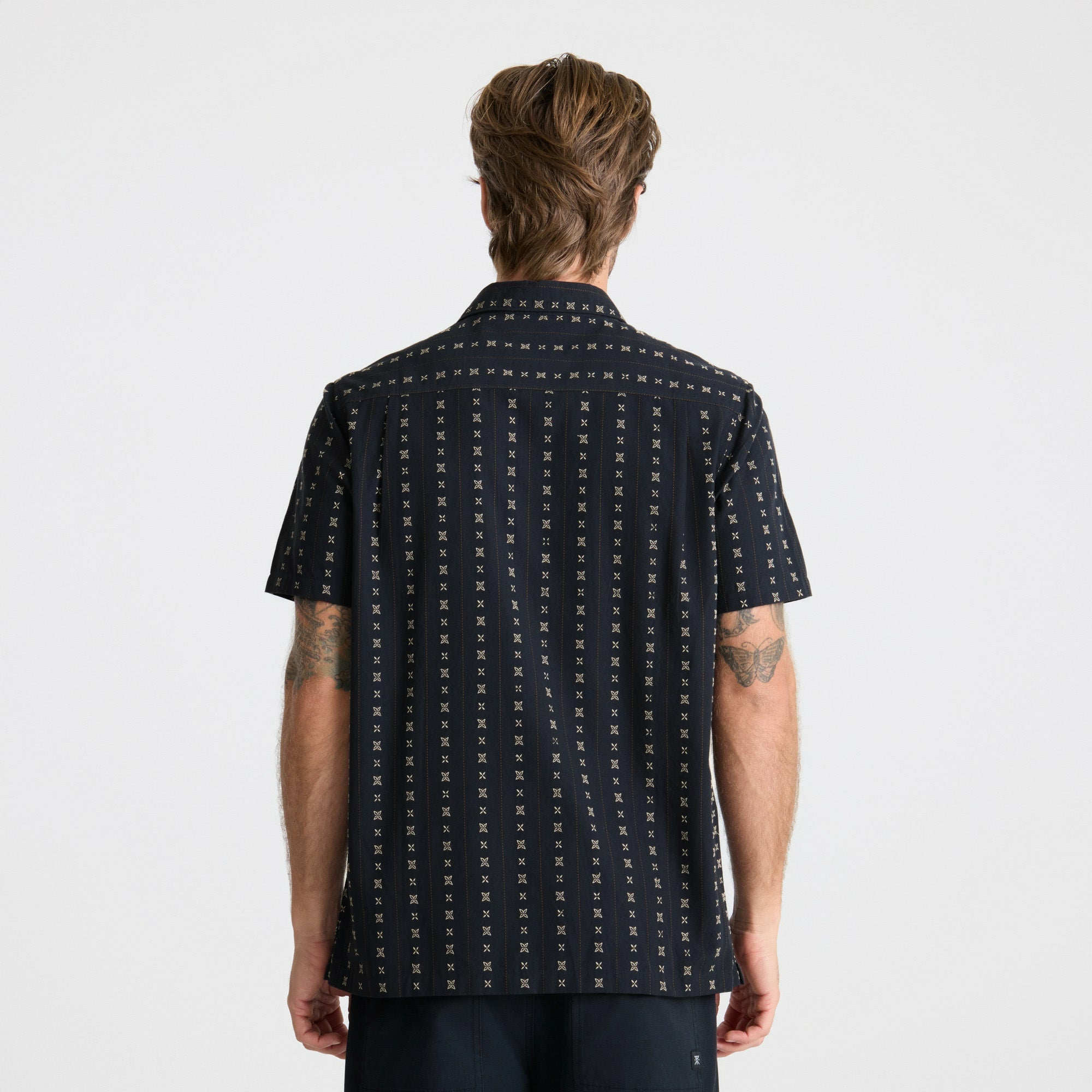 Roark Gonzo Short Sleeve Button Up Shirt in Dark Navy - Men