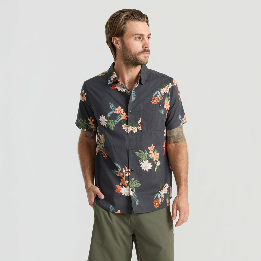Roark Journey Short Sleeve Button Up Shirt in Onyx - Men