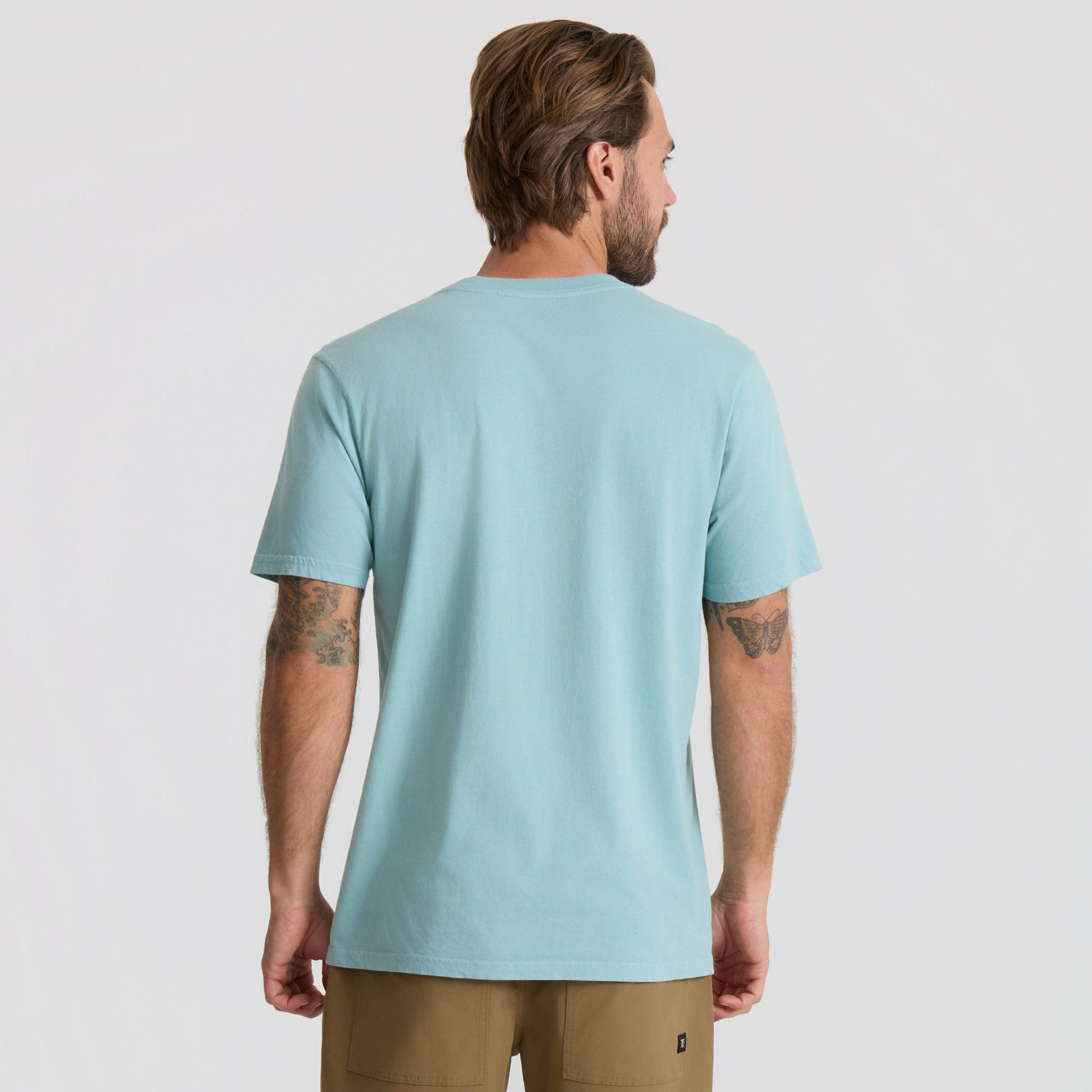 Roark Beats Of Discovery Premium Tee in Hazy Blue - Men