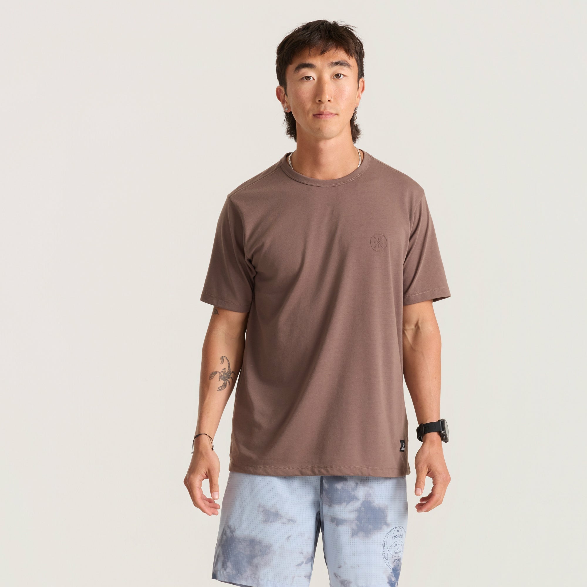 Roark Mathis Active Short Sleeve Tee in Faded Brown - Men|Run / Active