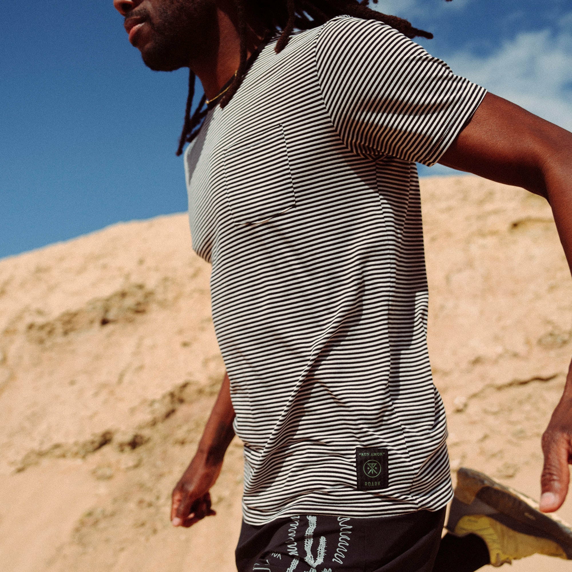 Roark Borrego Short Sleeve Active Tee in Stripe - Men|Run / Active
