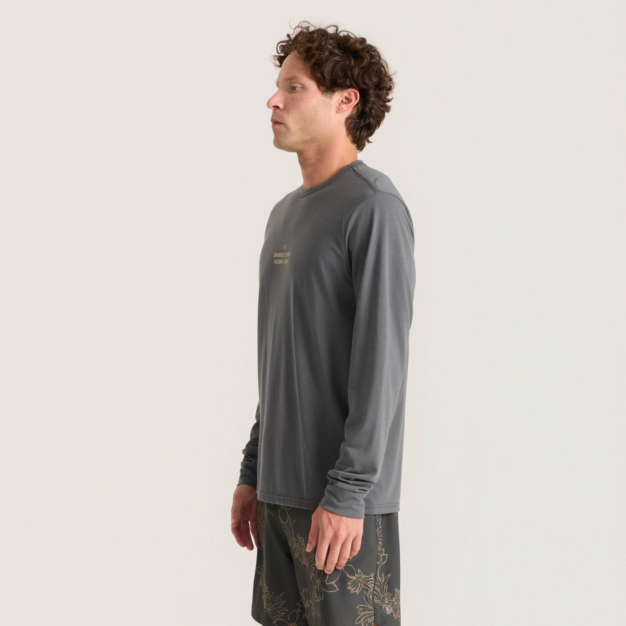 Roark Mathis Active Long Sleeve Tee in Charcoal - Men|Run / Active