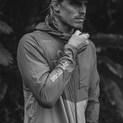 Roark Secondwind 3.0 Jacket in Slate Green/Tan - Men|Run / Active