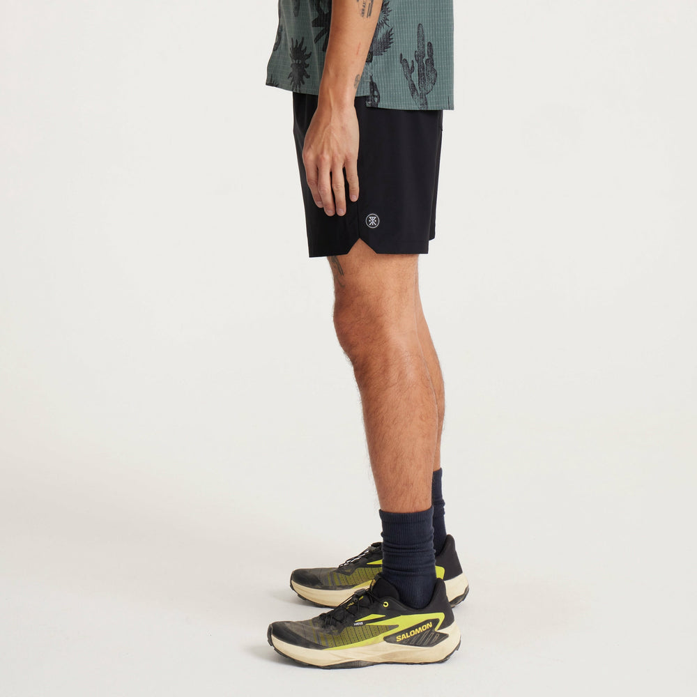 Roark Serrano Active Stretch Shorts in Black - Men|Run / Active