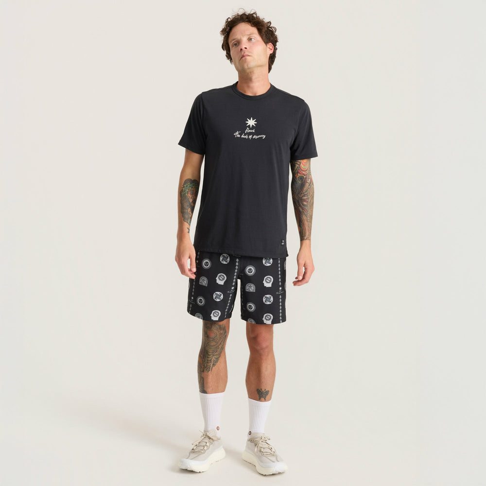 Roark Serrano 7" Active Stretch Shorts in Black Print - Men|Run / Active