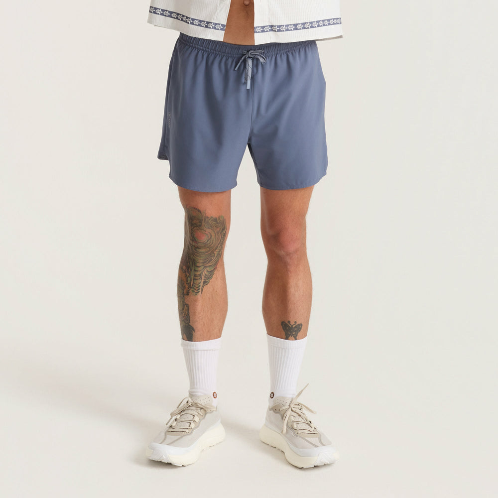 Roark Baja 5" Shorts in Neptune - Men|Run / Active