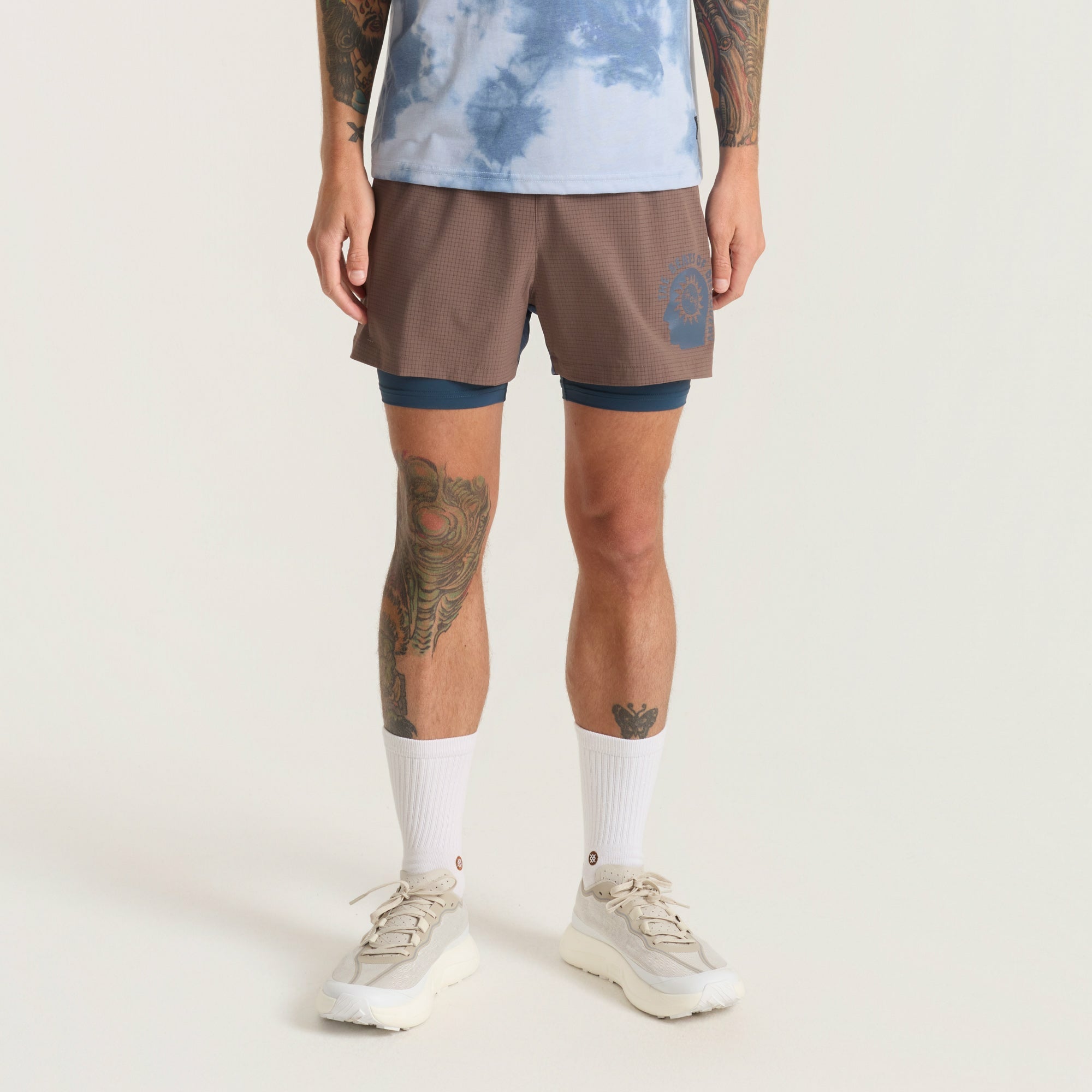 Roark Bommer 3.5" Shorts in Faded Brown - Men|Run / Active
