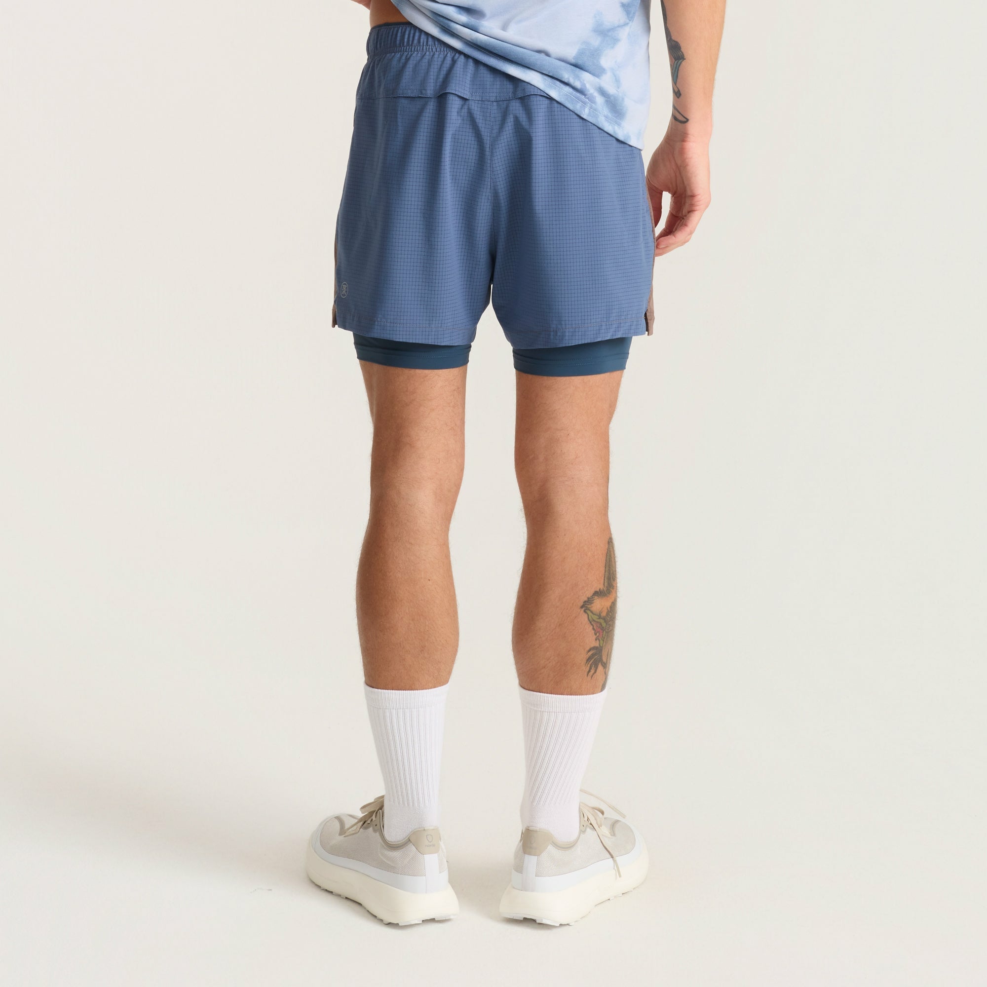 Roark Bommer 3.5" Shorts in Faded Brown - Men|Run / Active