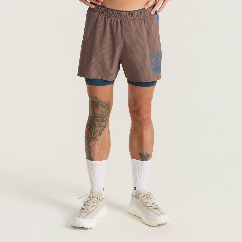 Roark Bommer 3.5" Shorts in Faded Brown - Men|Run / Active