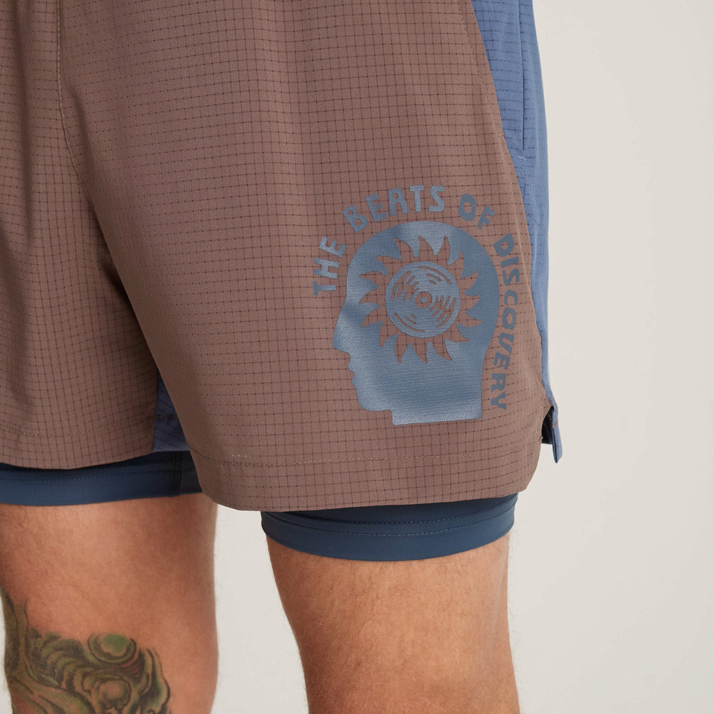Roark Bommer 3.5" Shorts in Faded Brown - Men|Run / Active