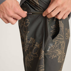 Roark Serrano 7" Active Stretch Shorts in Onyx Floral - Men|Run / Active