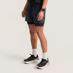 Roark Bommer 3.5" Shorts in Navy Tie Dye - Men|Run / Active