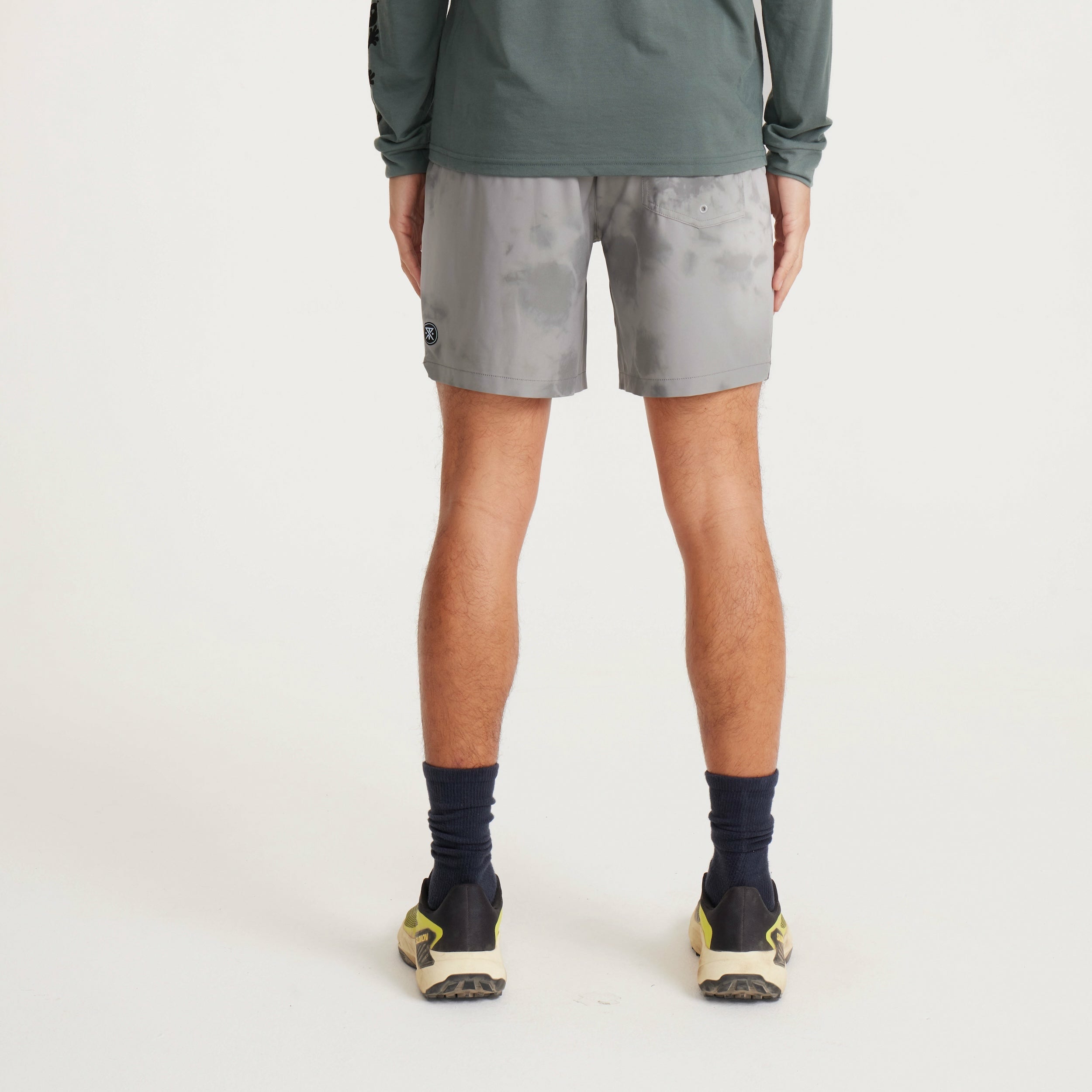 Roark Serrano 7" Shorts in Ghost Grey - Men|Run / Active
