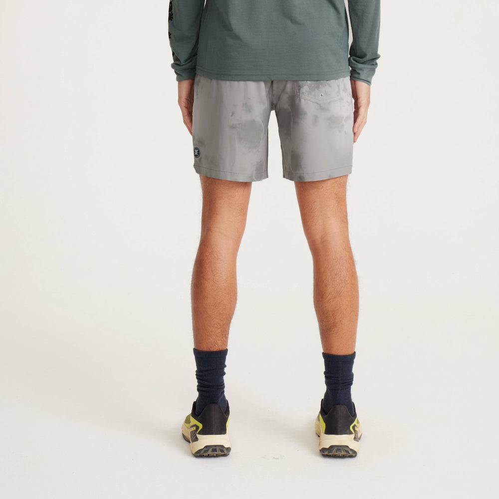 Roark Serrano 7" Shorts in Ghost Grey - Men|Run / Active