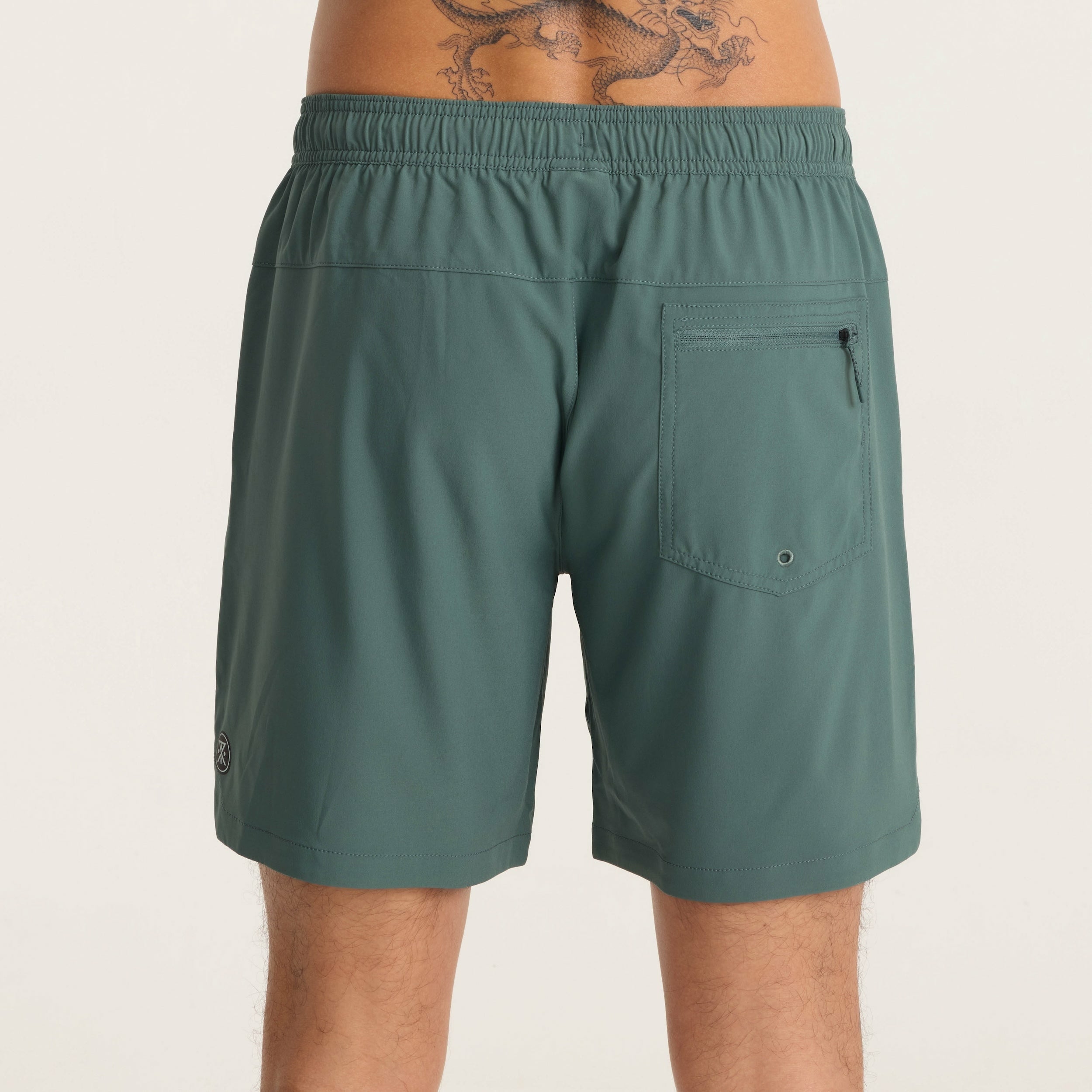Roark Serrano 7" Shorts in Forest - Men|Run / Active