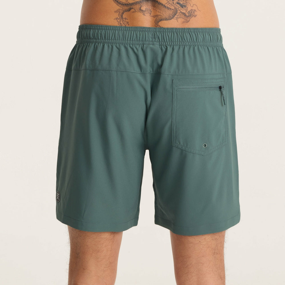 Roark Serrano 7" Shorts in Forest - Men|Run / Active