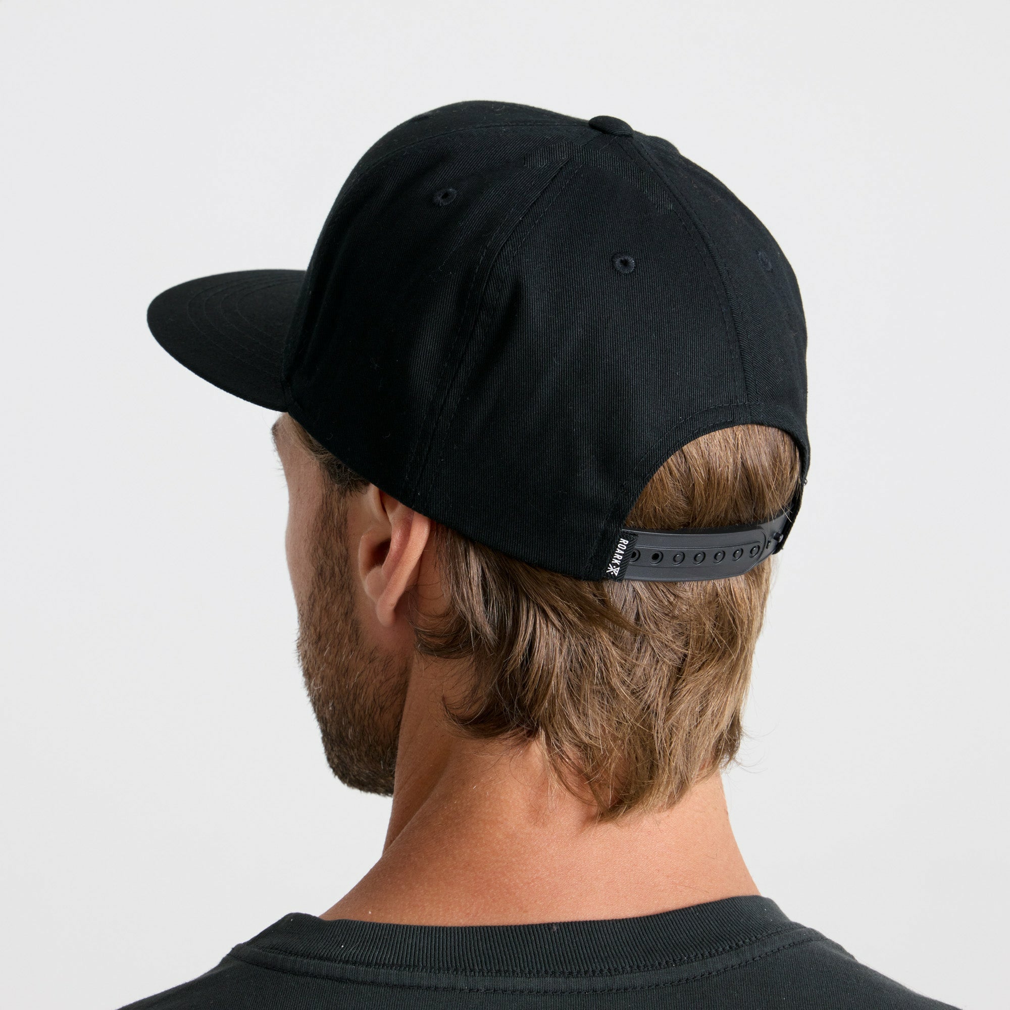 Roark Safecamp Snapback Hat in Black - Men
