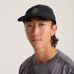 Roark Alta Elite Run Hat Strapback Hat in Black - Men|Run / Active