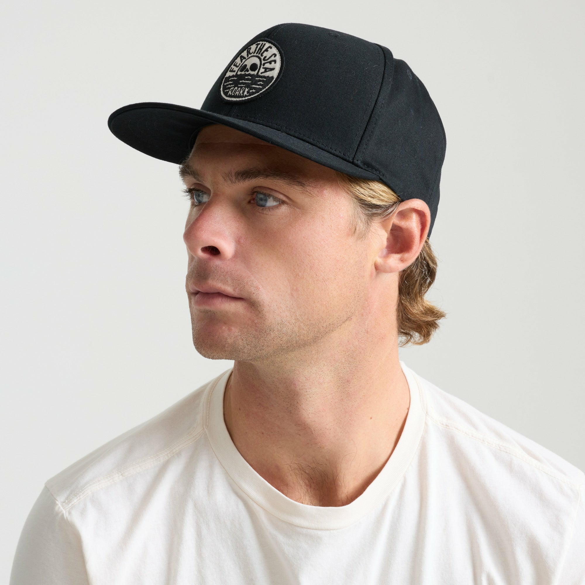 Roark Fear The Sea Snapback Hat in Black - Men