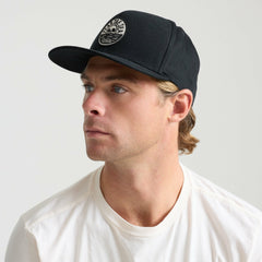 Roark Fear The Sea Snapback Hat in Black - Men
