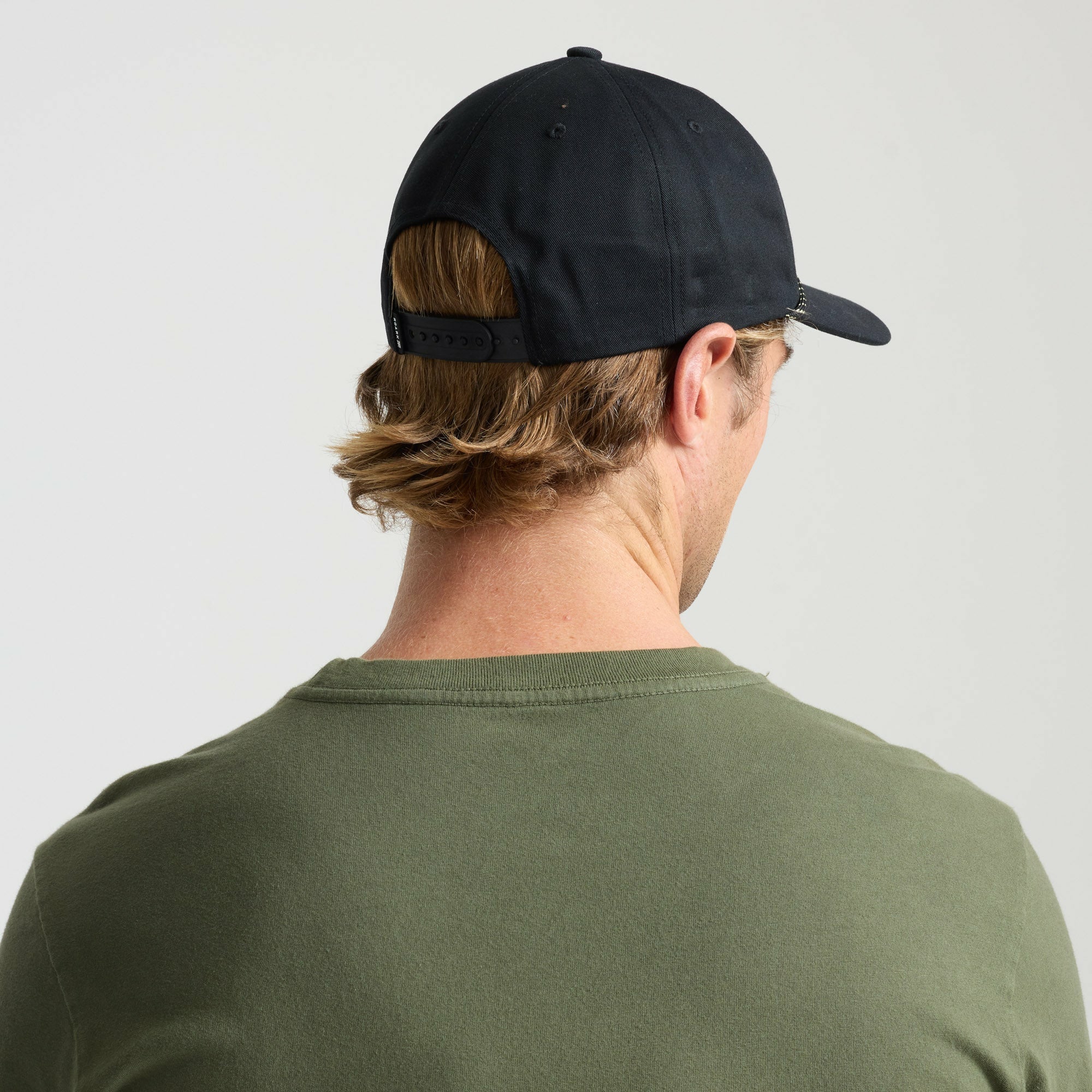 Roark Venture Snapback Hat in Black - Men