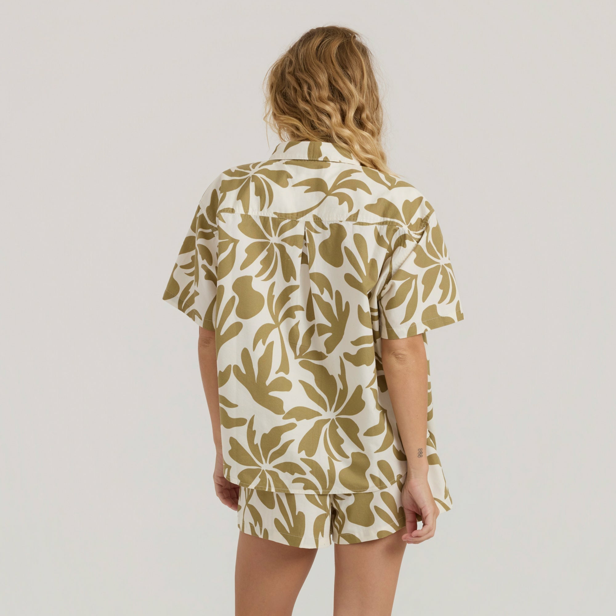 Roark Costa Button Up Shirt in Dusty Olive - Women