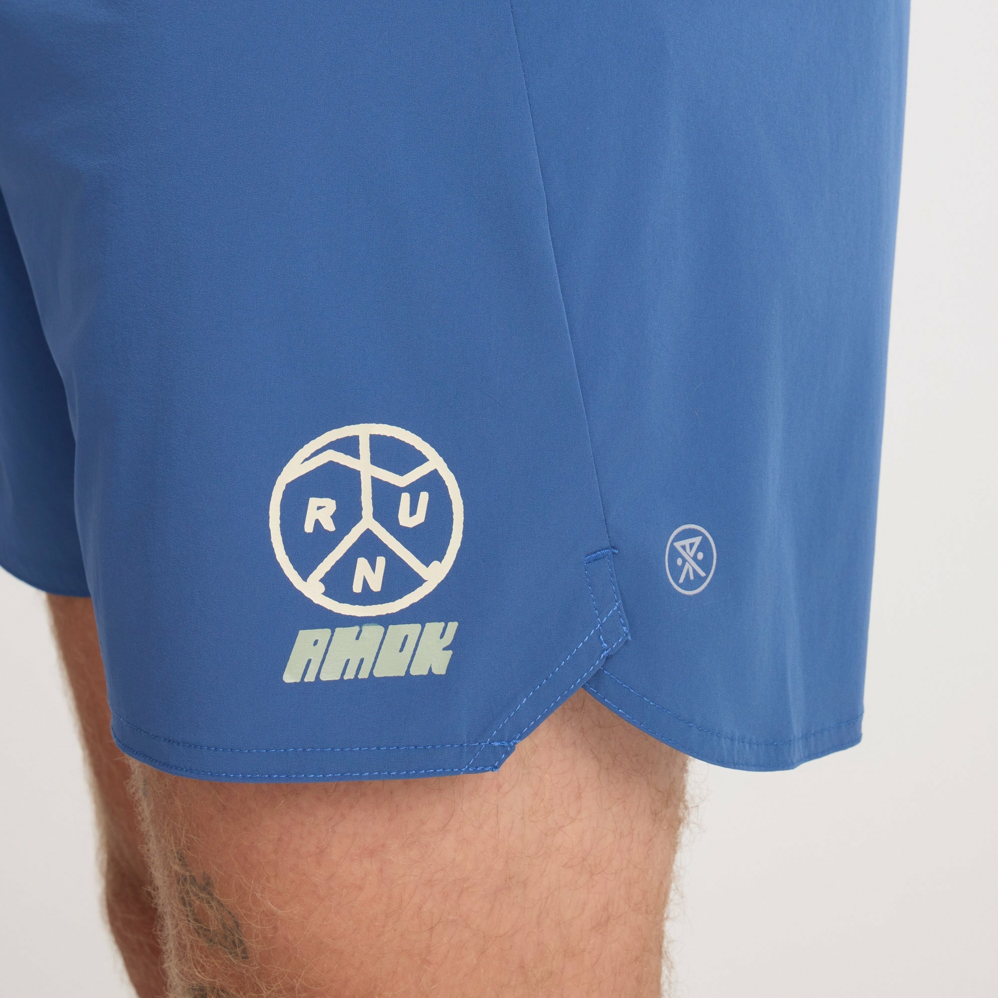 Roark Alta 5" Shorts in Deep Blue - Run / Active